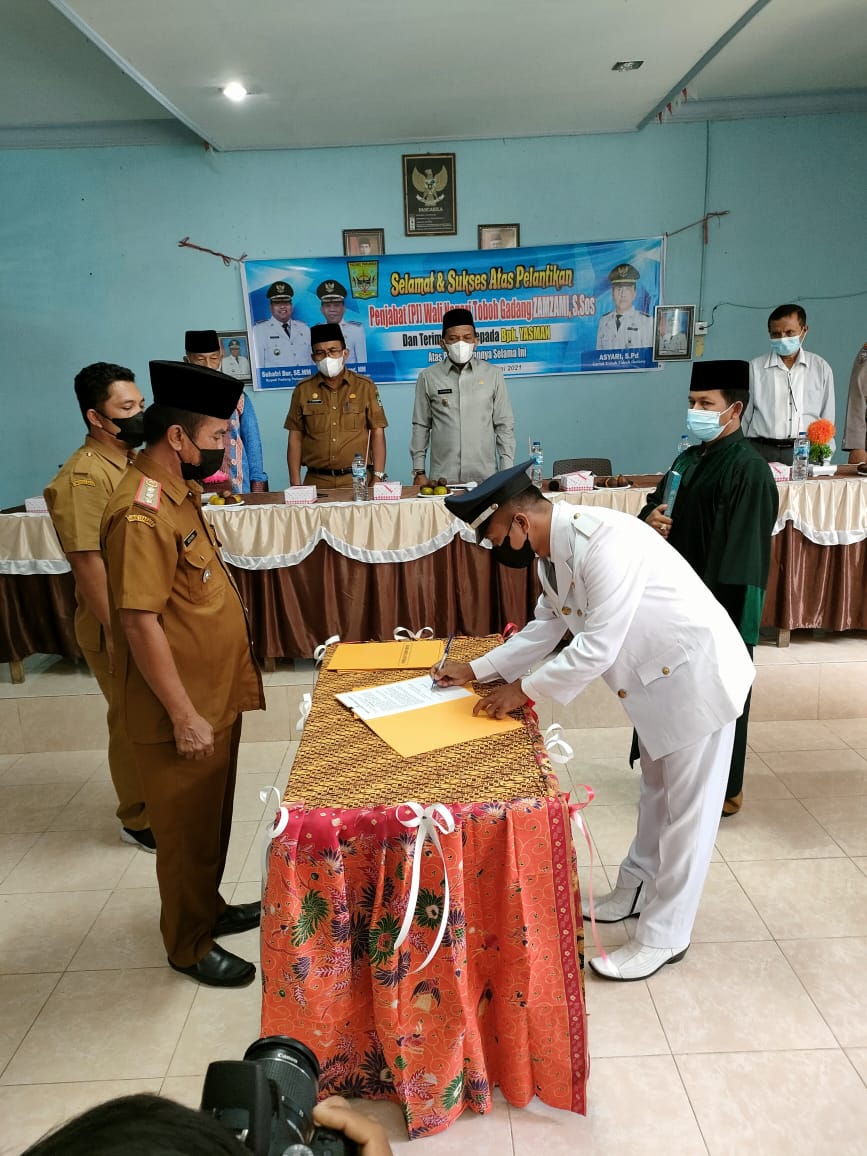 Pelantikan Pejabat ( PJ ) Wali Nagari Toboh Gadang  